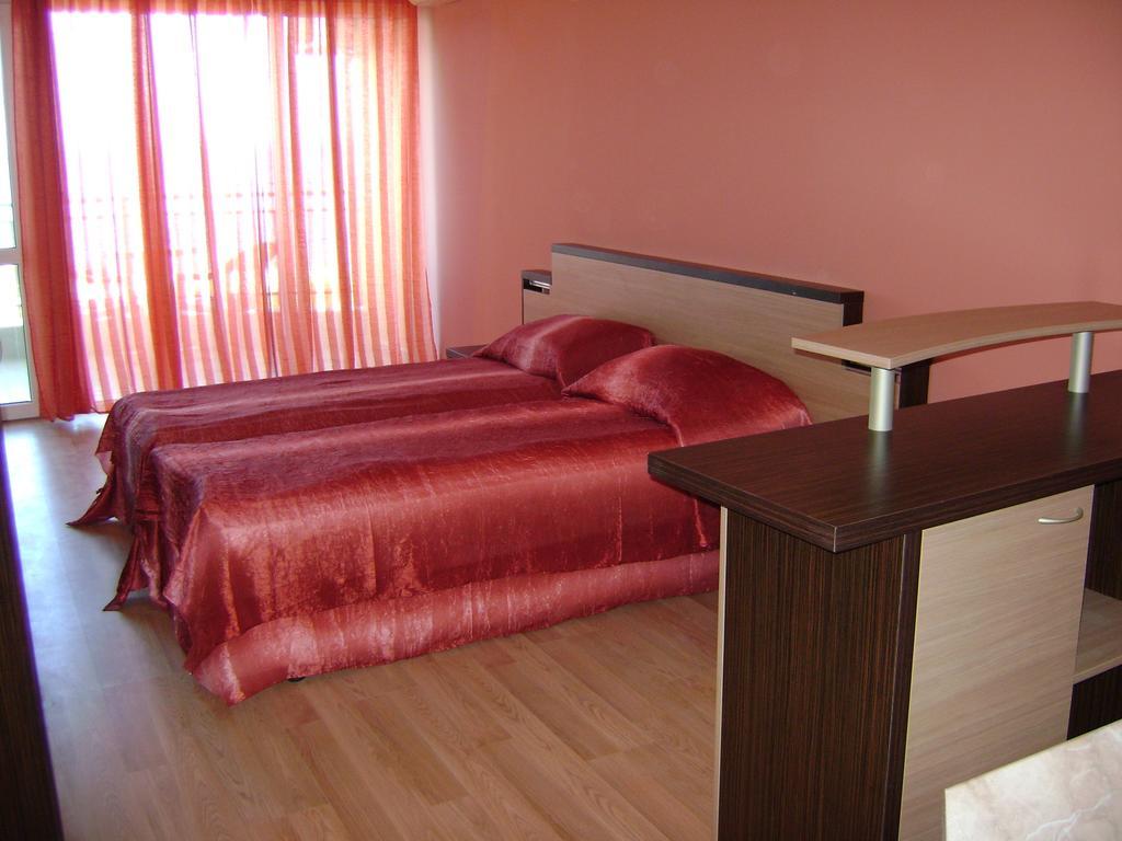 Hotel Mak Complex à Pomorie Extérieur photo